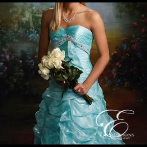 Alyce Designs